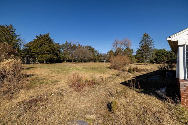 8241 NORTH VALLEY PIKE, Harrisonburg, VA 22802