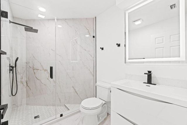 22548 Caravelle Circle 22548, Boca Raton, FL 33433