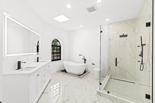 22548 Caravelle Circle 22548, Boca Raton, FL 33433