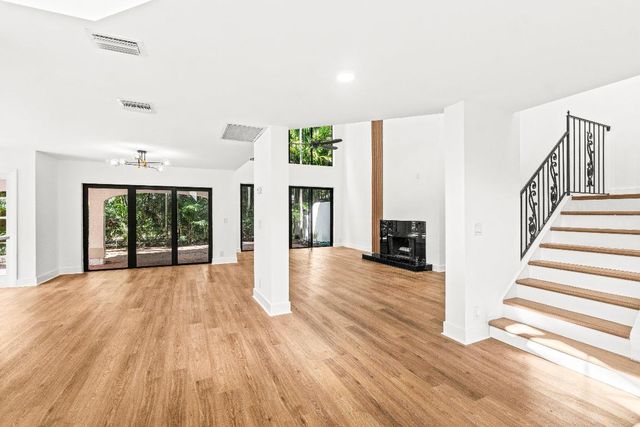 22548 Caravelle Circle 22548, Boca Raton, FL 33433