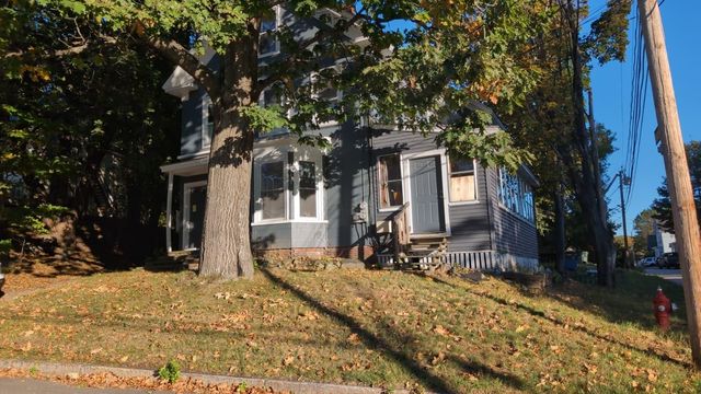 33 Avery Street, Laconia, NH 03246