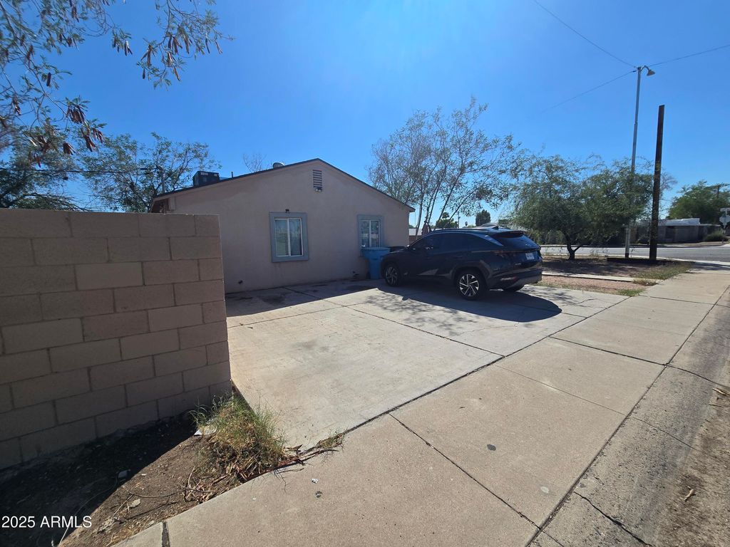 3845 N 15TH Avenue, Phoenix, AZ 85015 — photo 2