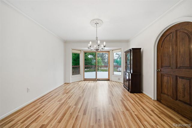 6807 Johnathon Drive, Troy, MI 48098