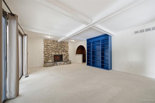 6807 Johnathon Drive, Troy, MI 48098