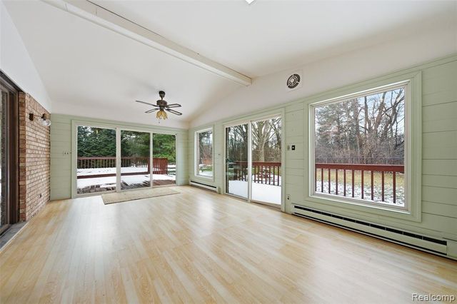 6807 Johnathon Drive, Troy, MI 48098