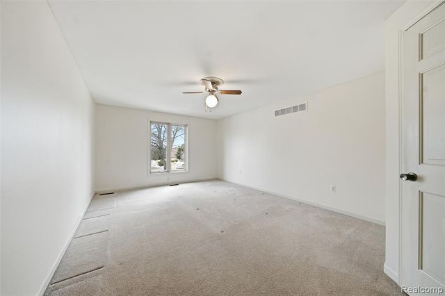 6807 Johnathon Drive, Troy, MI 48098