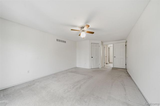 6807 Johnathon Drive, Troy, MI 48098