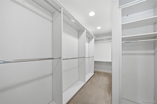 6807 Johnathon Drive, Troy, MI 48098