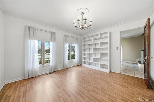 6807 Johnathon Drive, Troy, MI 48098