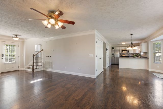 2290 Hayward Ln, Spring Hill, TN 37174