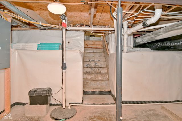 4909 Iowa Street, Indianapolis, IN 46203