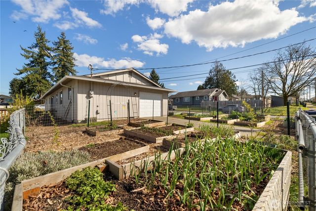 3301 S. 70th St., Tacoma, WA 98409