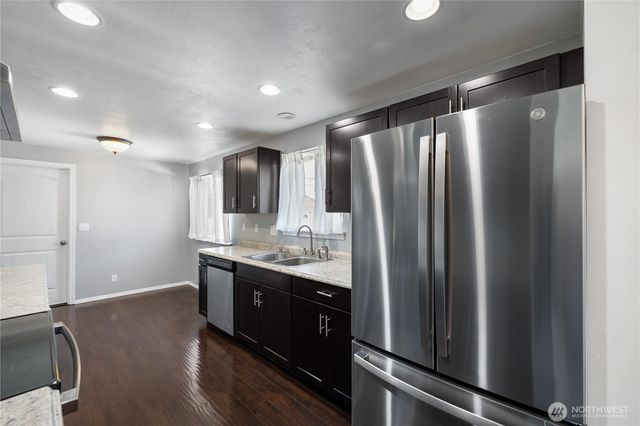 3301 S. 70th St., Tacoma, WA 98409