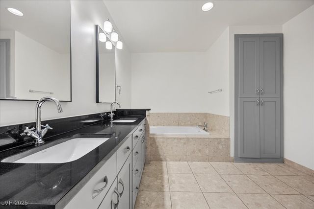 4575 Dean Martin Drive 3009, Las Vegas, NV 89103