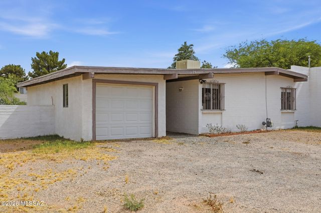 1105 E Garden Loop, Tucson, AZ 85706
