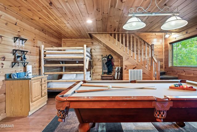 2420 Misty Shadows Drive, Sevierville, TN 37862