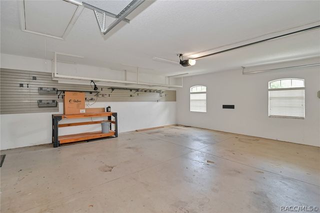 3850 W Brazilnut Road, Beverly Hills, FL 34465