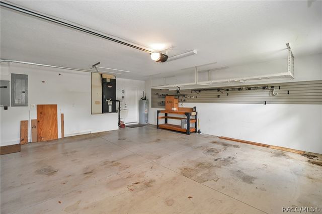 3850 W Brazilnut Road, Beverly Hills, FL 34465