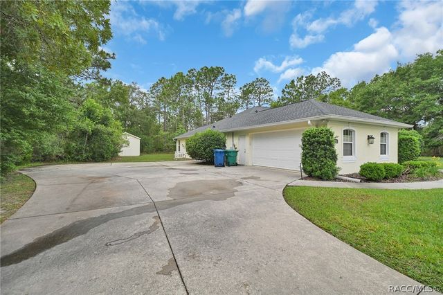 3850 W Brazilnut Road, Beverly Hills, FL 34465