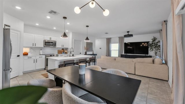 569 REGGIE ROAD, Winter Haven, FL 33884