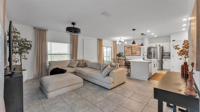 569 REGGIE ROAD, Winter Haven, FL 33884