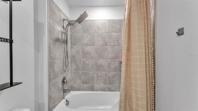 569 REGGIE ROAD, Winter Haven, FL 33884