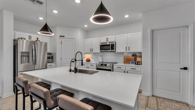 569 REGGIE ROAD, Winter Haven, FL 33884