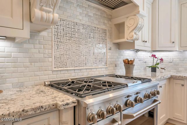 163 Calle Del Prado, Newbury Park, CA 91320