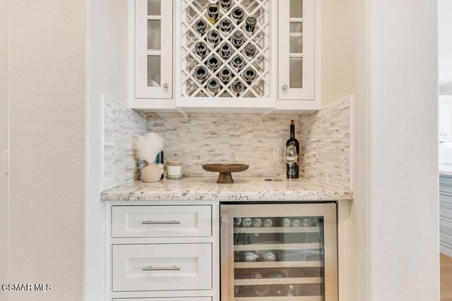 163 Calle Del Prado, Newbury Park, CA 91320