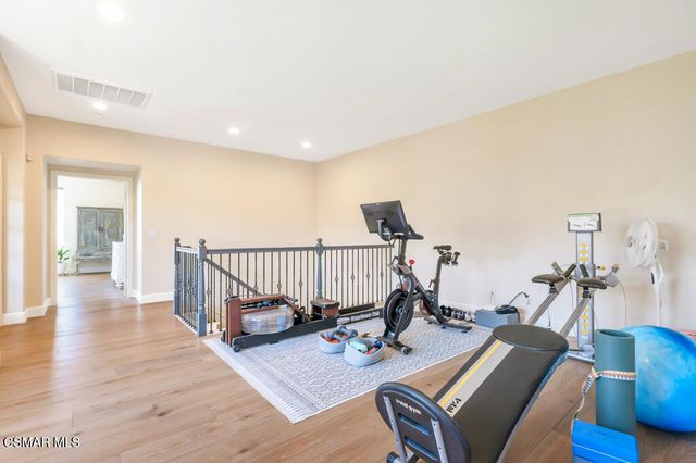 163 Calle Del Prado, Newbury Park, CA 91320