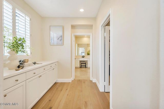 163 Calle Del Prado, Newbury Park, CA 91320