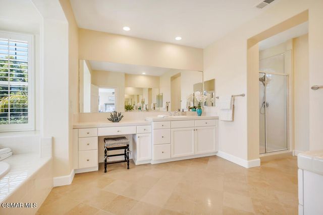 163 Calle Del Prado, Newbury Park, CA 91320