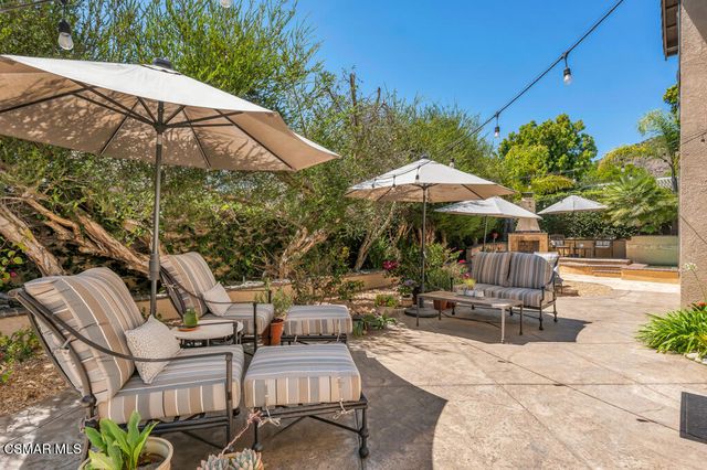 163 Calle Del Prado, Newbury Park, CA 91320