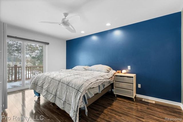 45317 Stonehedge Drive, Plymouth, MI 48170