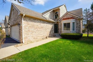 45317 Stonehedge Drive, Plymouth, MI 48170