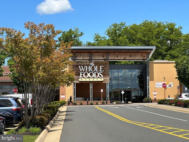 43395 BRIAR CREEK TER, Ashburn, VA 20147