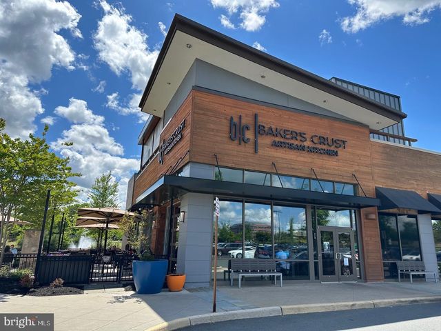 43395 BRIAR CREEK TER, Ashburn, VA 20147