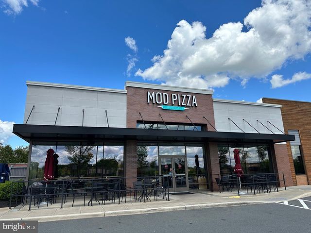 43395 BRIAR CREEK TER, Ashburn, VA 20147