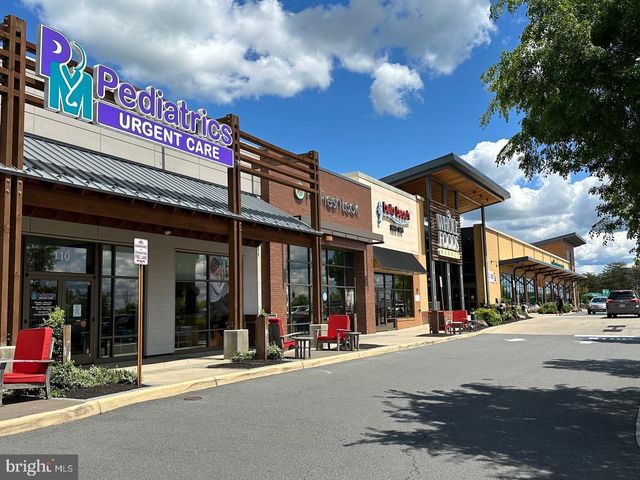 43395 BRIAR CREEK TER, Ashburn, VA 20147