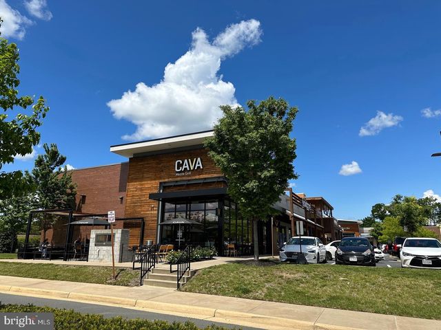 43395 BRIAR CREEK TER, Ashburn, VA 20147