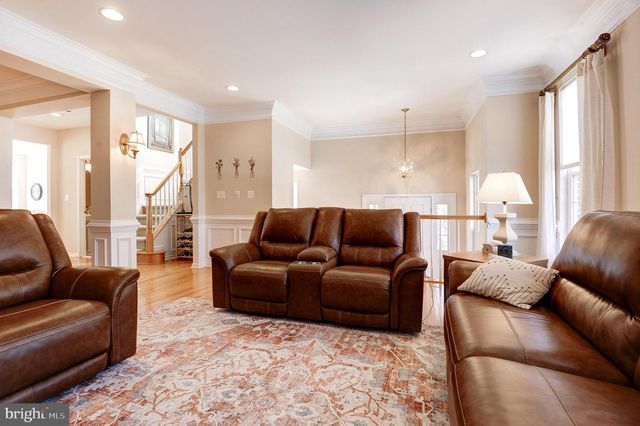 43395 BRIAR CREEK TER, Ashburn, VA 20147