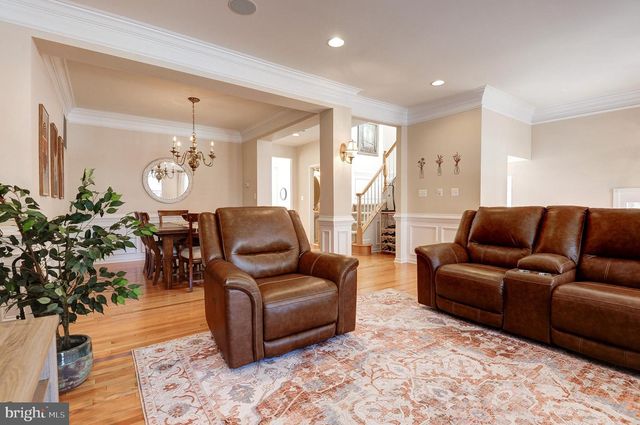 43395 BRIAR CREEK TER, Ashburn, VA 20147