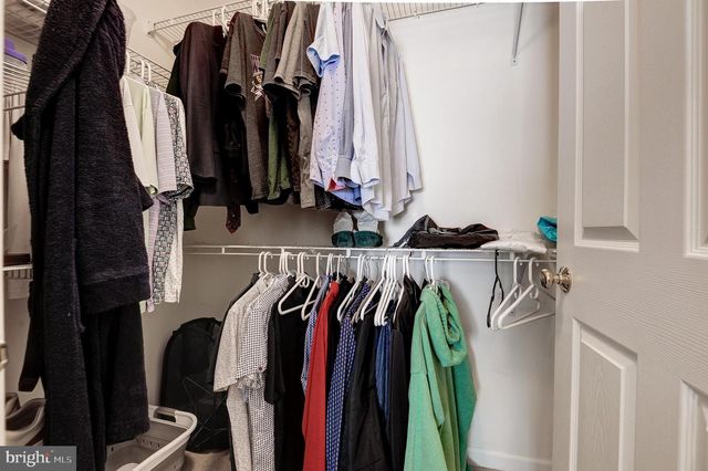 43395 BRIAR CREEK TER, Ashburn, VA 20147