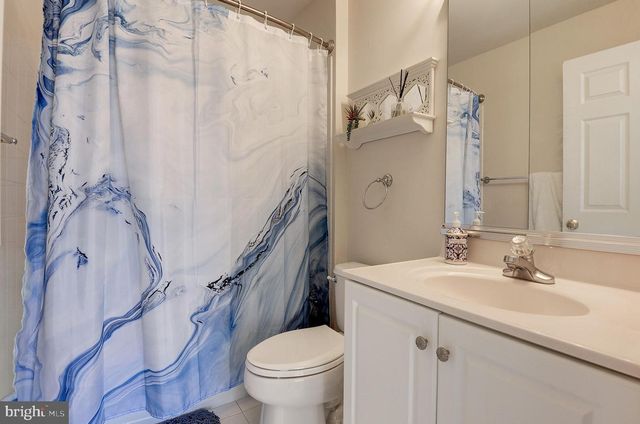 43395 BRIAR CREEK TER, Ashburn, VA 20147