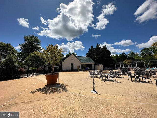 43395 BRIAR CREEK TER, Ashburn, VA 20147