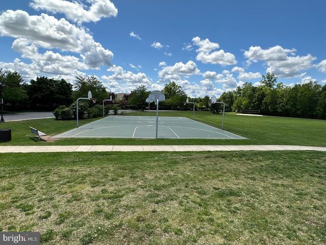 43395 BRIAR CREEK TER, Ashburn, VA 20147