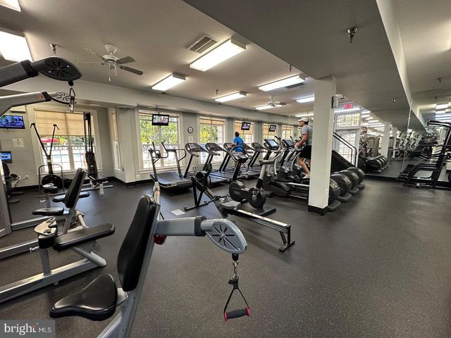 43395 BRIAR CREEK TER, Ashburn, VA 20147