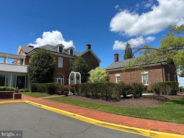 43395 BRIAR CREEK TER, Ashburn, VA 20147