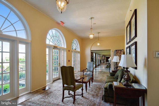 43395 BRIAR CREEK TER, Ashburn, VA 20147