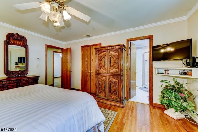 11 Yellow Brick Rd, Wayne Twp., NJ 07470